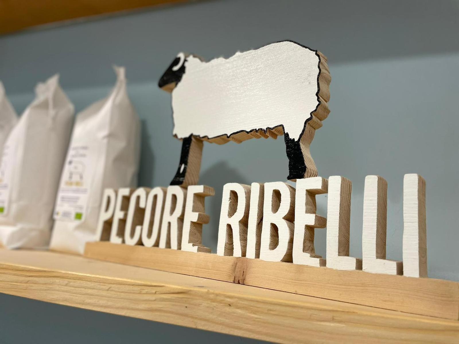 Pecore Ribelli Mira Exterior photo